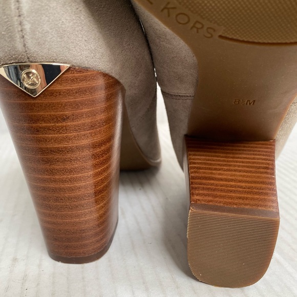 Michael Kors Lottie Bootie Size 8.5 - Picture 5 of 7